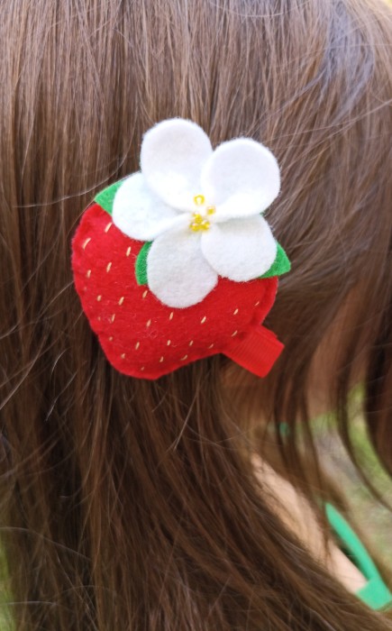 Κλιπ μαλλιών Κόκκινη Φράουλα 3D